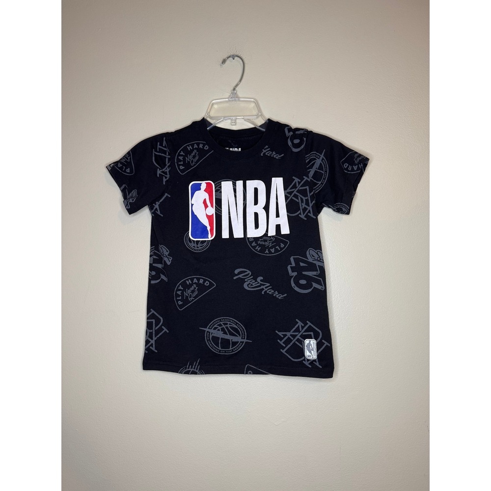 NBA Boys Black Short Sleeve Graphic T-Shirt Logo Play Hard Print Size S 8